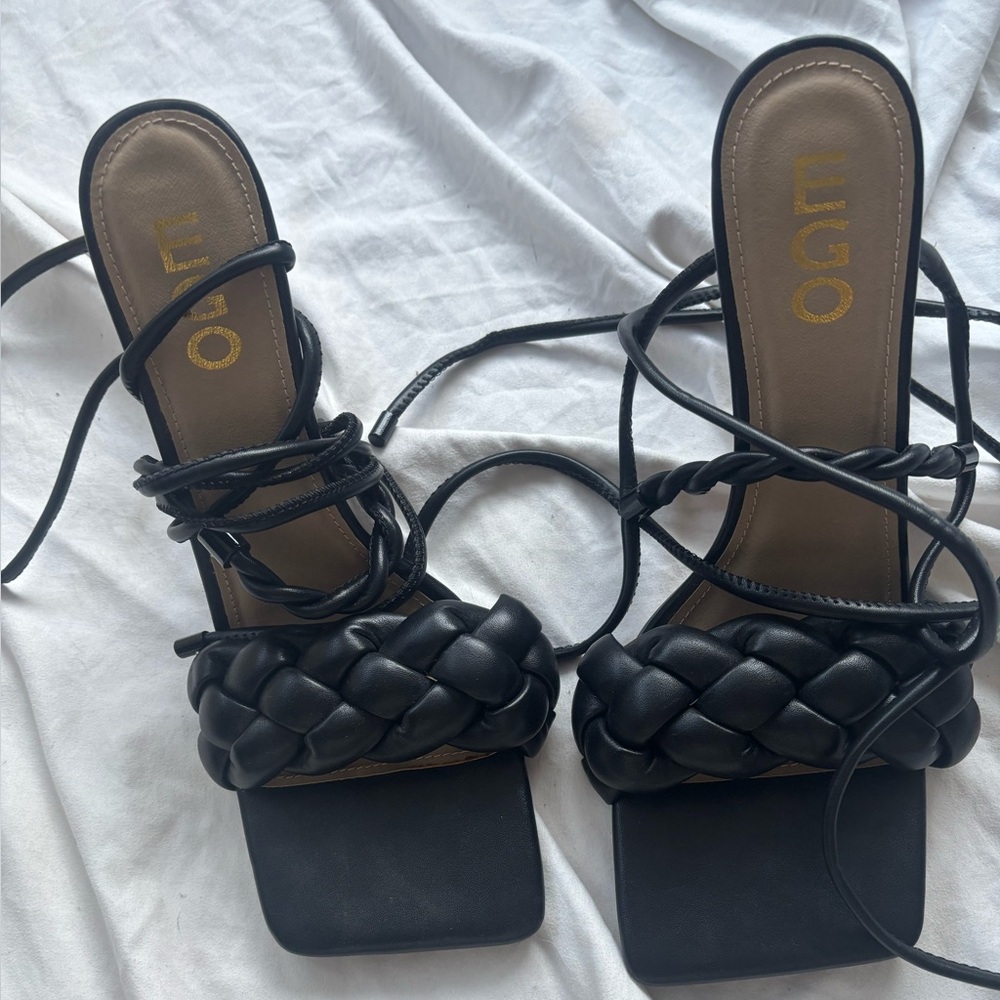 Black Braided Women's Sandals - Picture 1 of 6